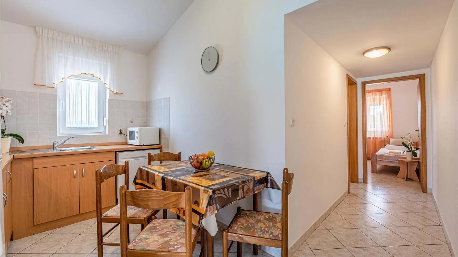 Cozy Apartment In Medulin With Kitchen