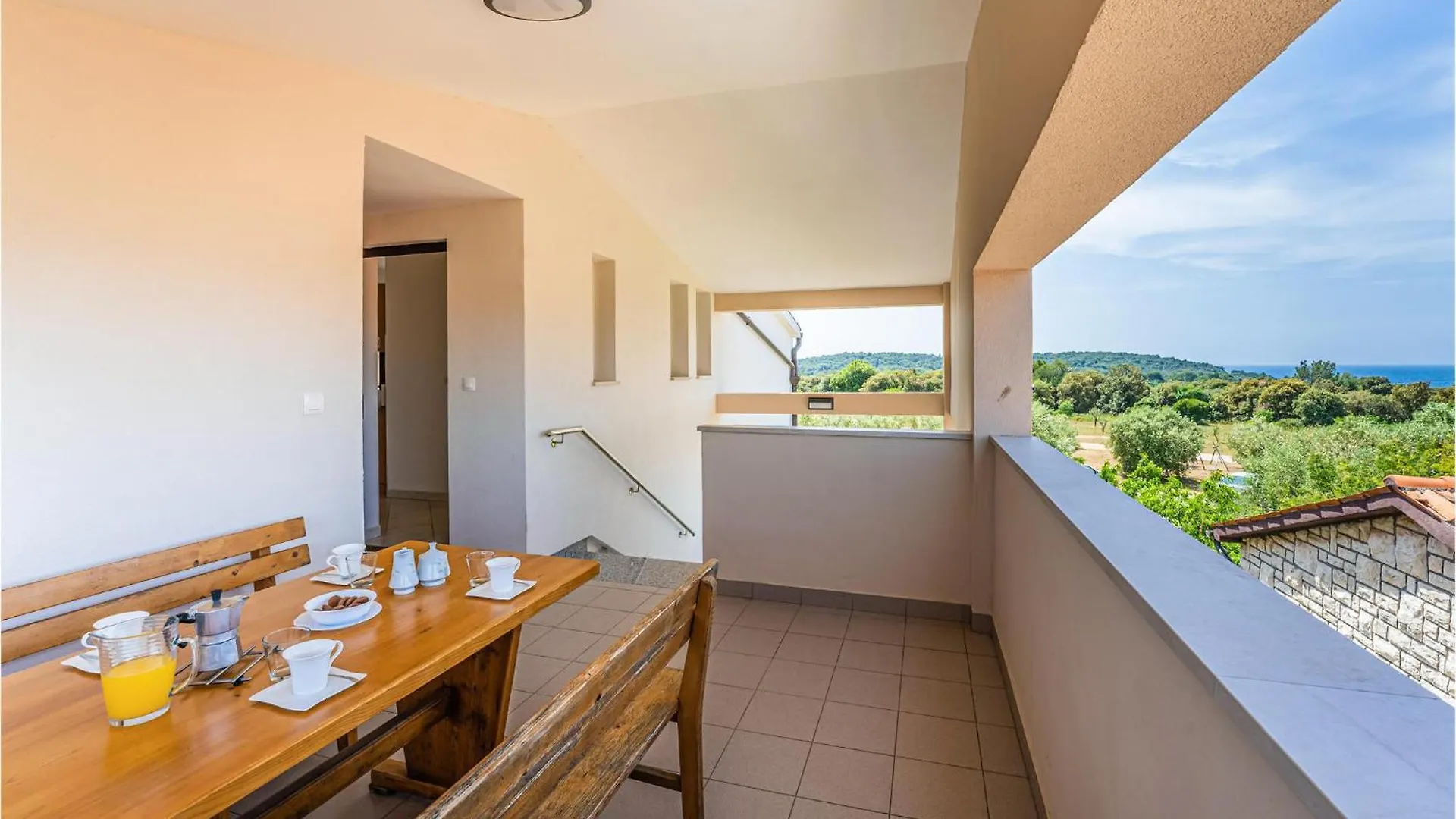 Cozy Apartment In Medulin With Kitchen